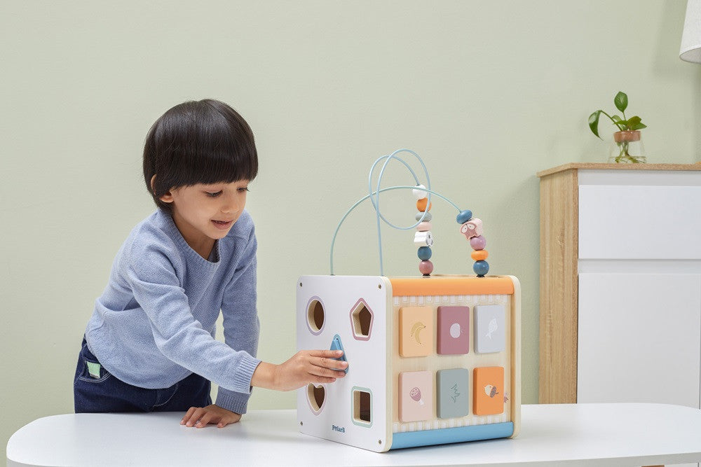 8 in 1 activity cube - NEW