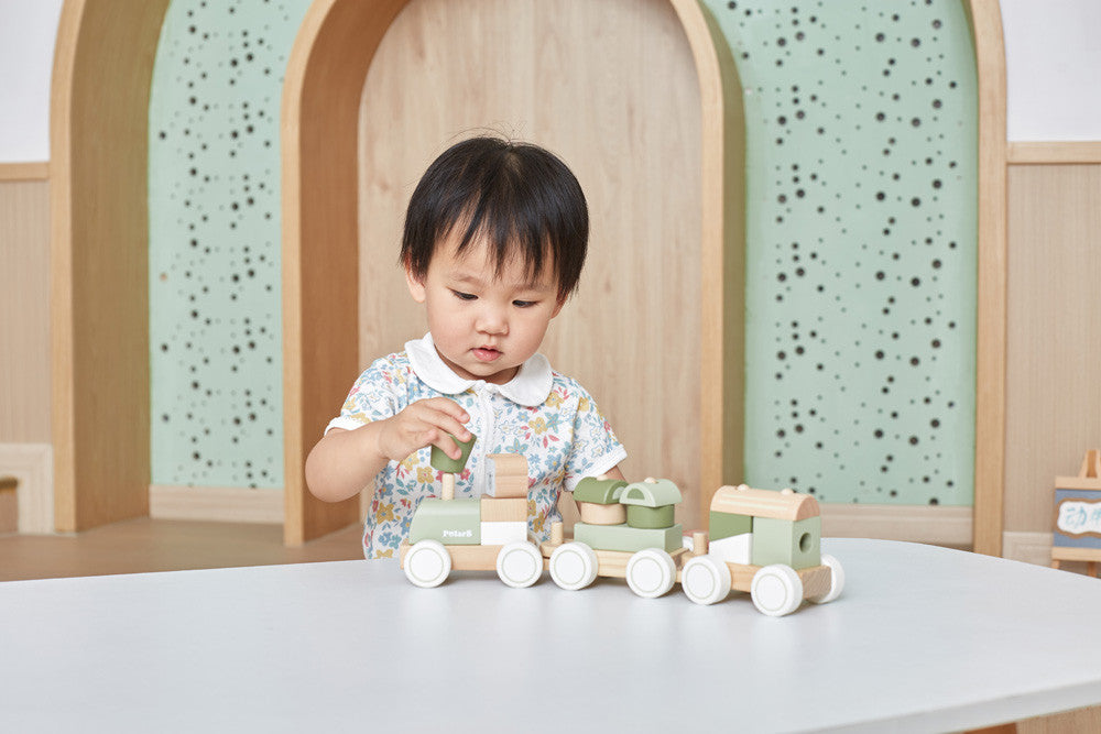 Wooden block stacking train