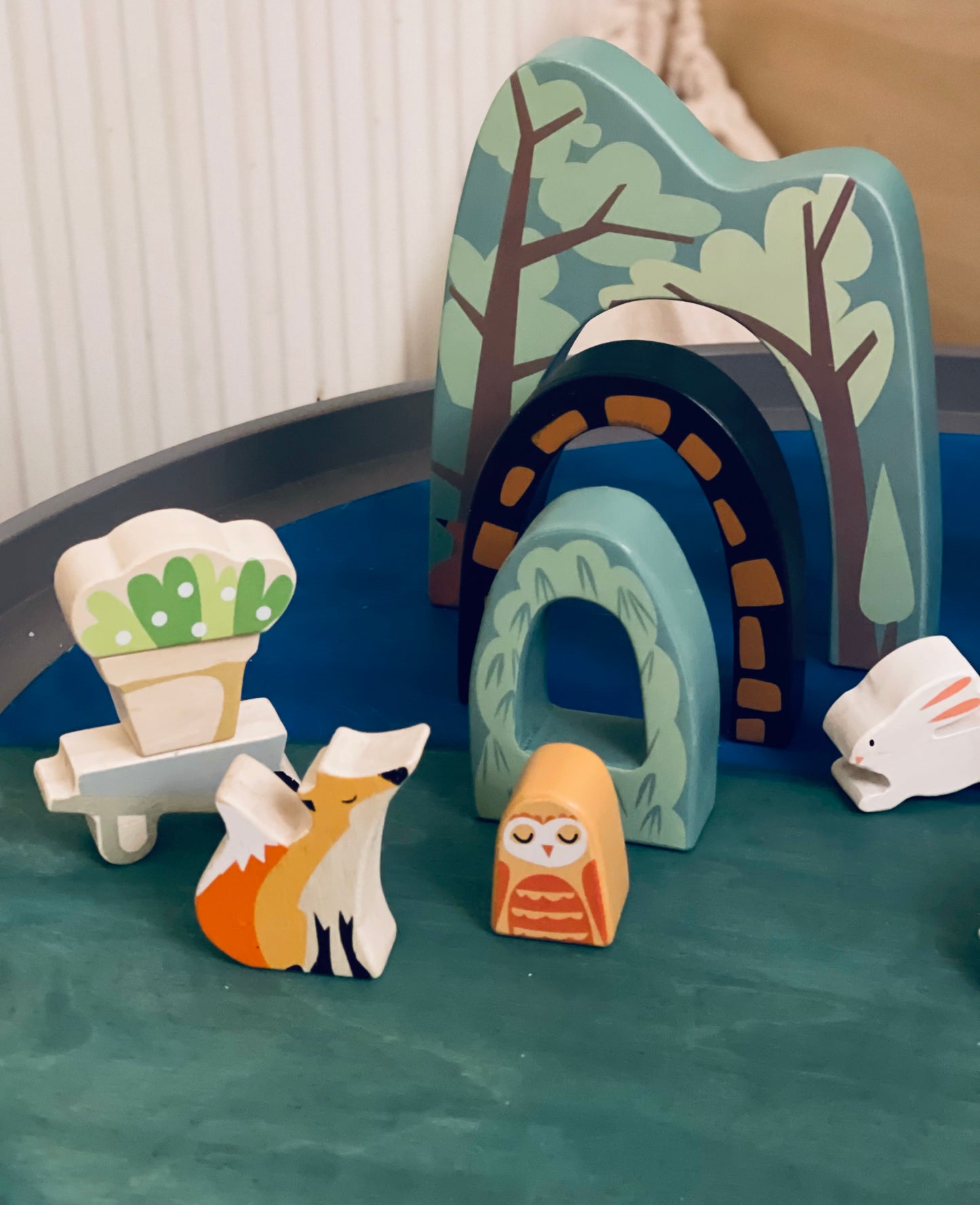 Forest tunnel - Edutrayplay ltd