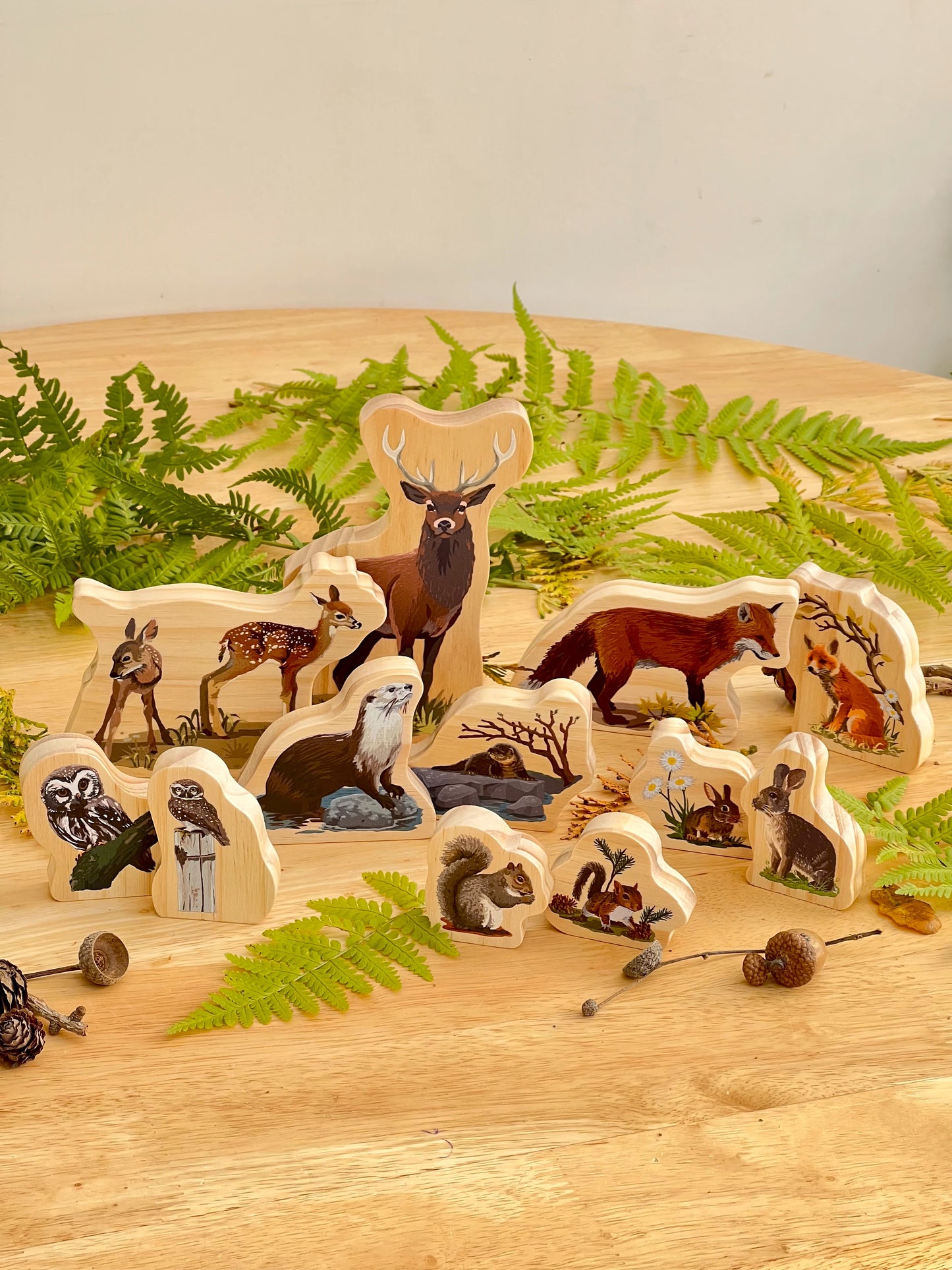 Woodland Animal Families Wooden Characters - NEW