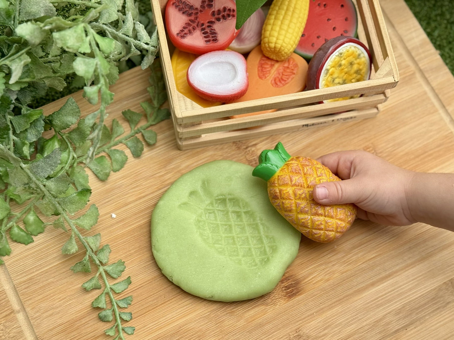 World kitchen sensory food play stones