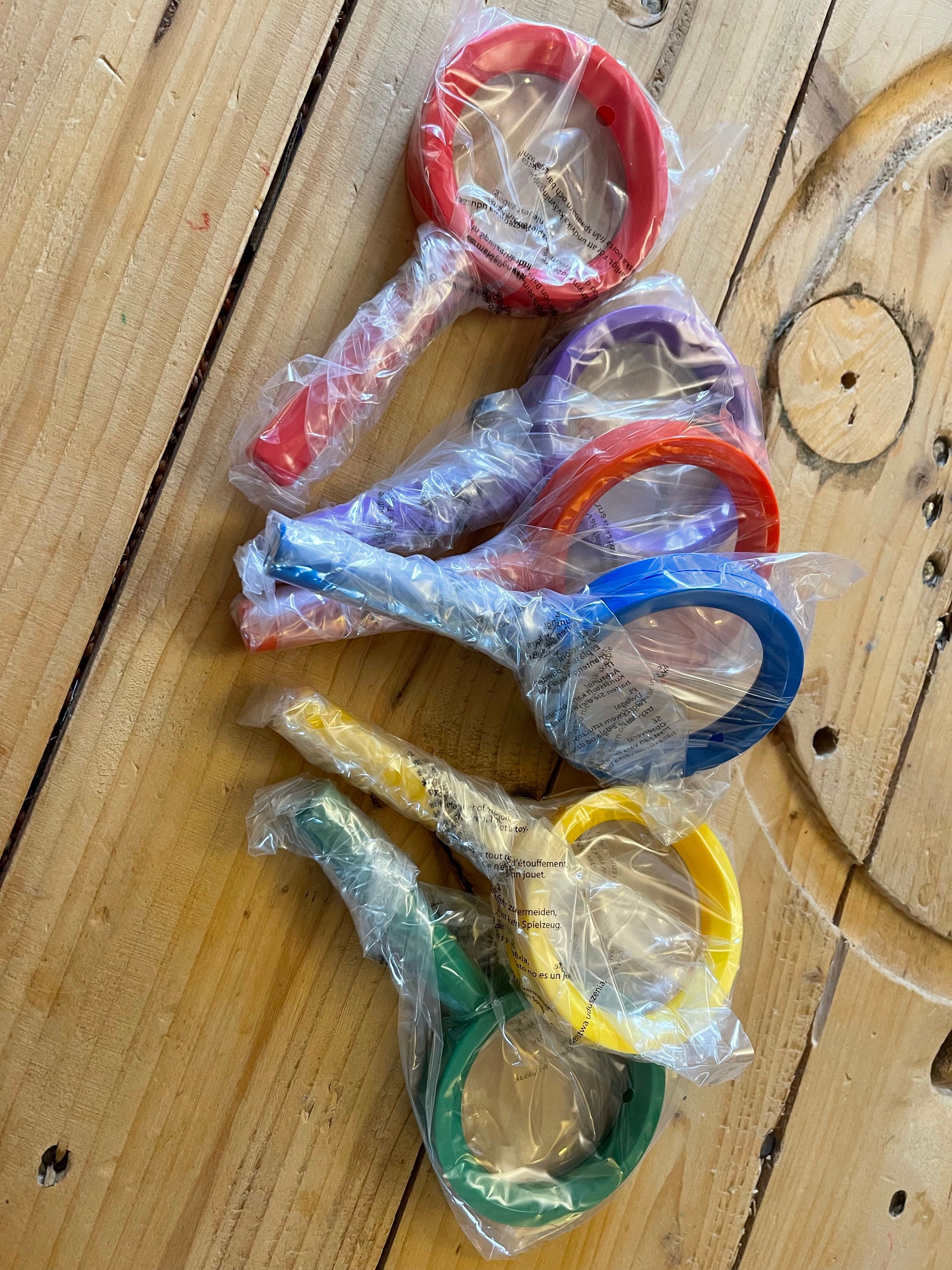 Magnifying glasses - rainbow  discounted item - Edutrayplay ltd
